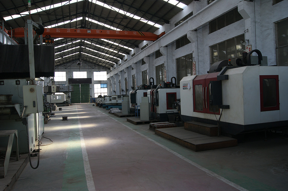 90000㎡大型有機肥設備生產基地通達重工金加工車間