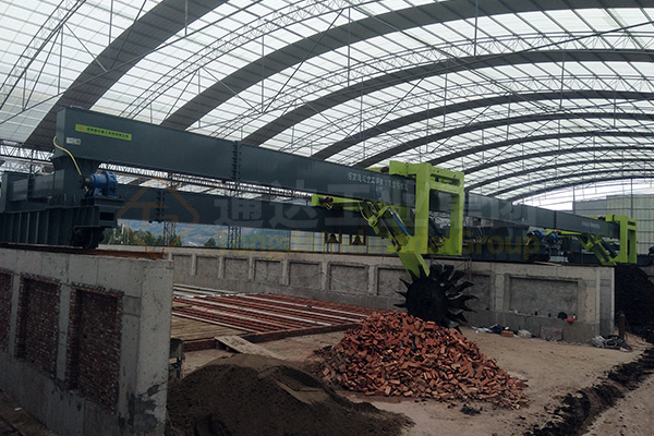 大跨度液壓雙輪盤翻拋機(jī)