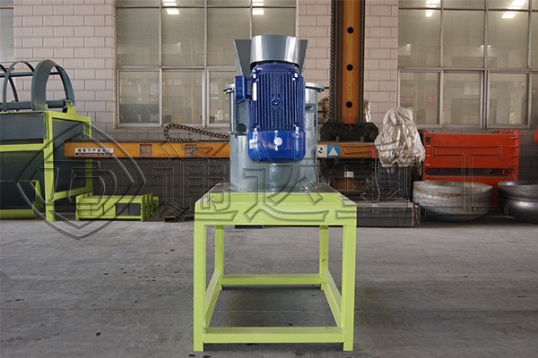 有機(jī)肥生產(chǎn)粉碎設(shè)備