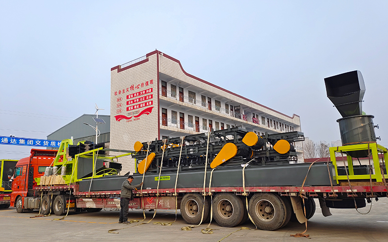 豬糞秸稈發(fā)酵制成有機(jī)肥配套設(shè)備,工藝流程及報(bào)價(jià)