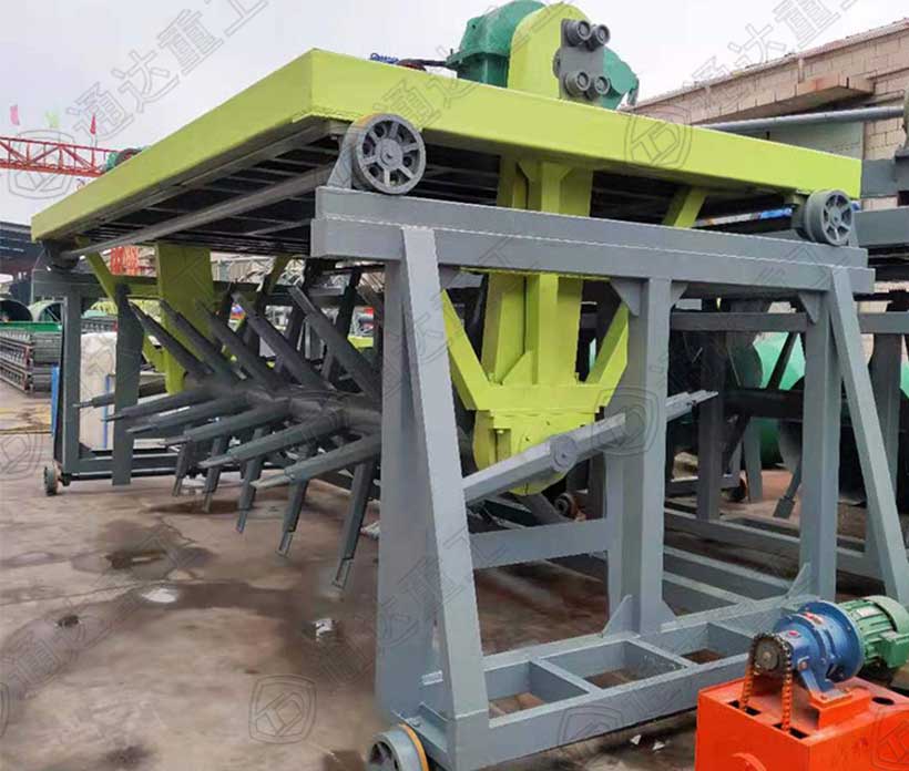 養雞場4米槽式堆肥翻拋機設計方案、特點優勢