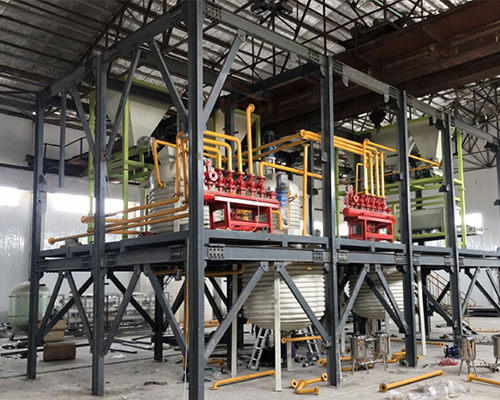 水溶肥設(shè)備生產(chǎn)設(shè)備多少錢(qián)能下來(lái)?配套設(shè)備有哪些