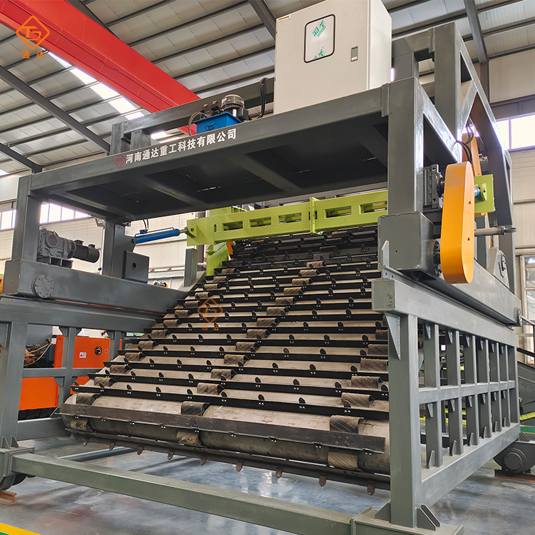 污泥發酵4米鏈板翻拋機